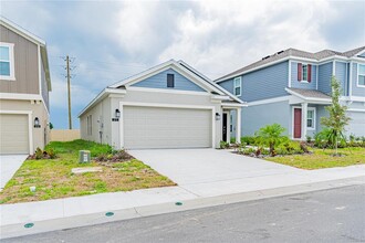372 Loch Ct in Davenport, FL - Building Photo - Building Photo