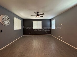 2632 N 73rd Glen in Phoenix, AZ - Building Photo - Building Photo