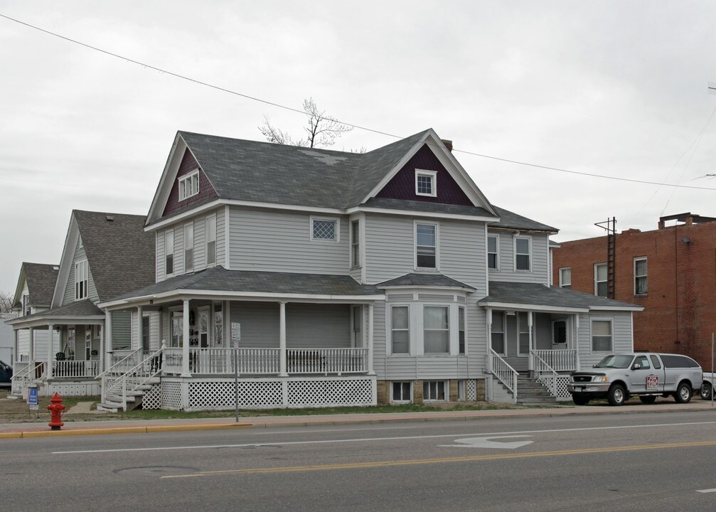 1200 8th Ave in Greeley, CO - Foto de edificio