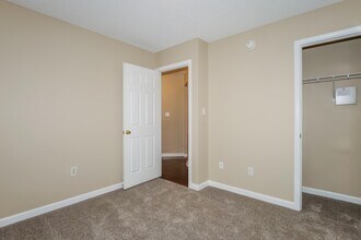 920 Spanish Trail Ln in Cordova, TN - Building Photo - Building Photo