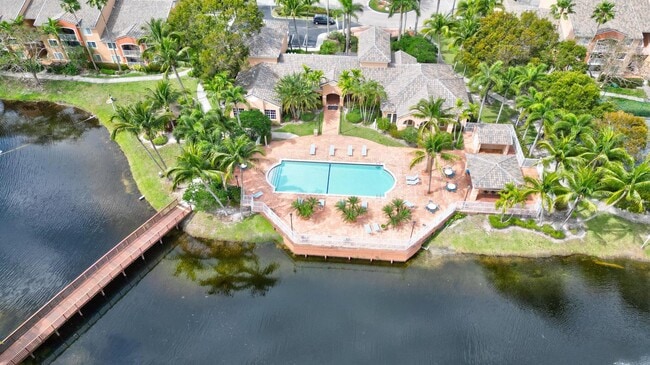 3874 Lyons Rd, Unit 201 in Coconut Creek, FL - Building Photo - Building Photo