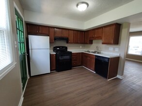 703 Smithdale Dr in Raleigh, NC - Building Photo - Building Photo