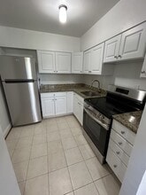 Walter Reed Apartments in Arlington, VA - Building Photo - Building Photo