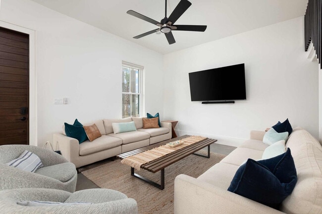 218 George C Wallace Blvd in Panama City Beach, FL - Building Photo - Building Photo