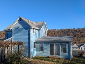 511 West Alley in Monongahela, PA - Building Photo - Building Photo