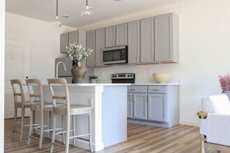 Luxury Style Apartments Located in Northern York County School District in Dillsburg, PA - Foto de edificio - Interior Photo