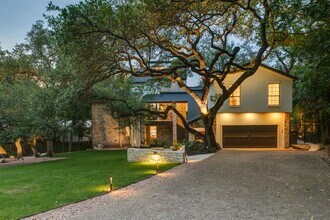1105 Constant Springs Dr in Austin, TX - Building Photo - Building Photo