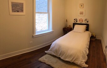 2145 W 23rd Pl in Chicago, IL - Building Photo - Building Photo