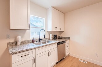 343 E Coatsville Ave in Salt Lake City, UT - Building Photo - Building Photo