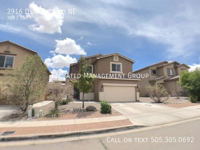 3916 Dynamite Rd NE in Rio Rancho, NM - Building Photo - Building Photo