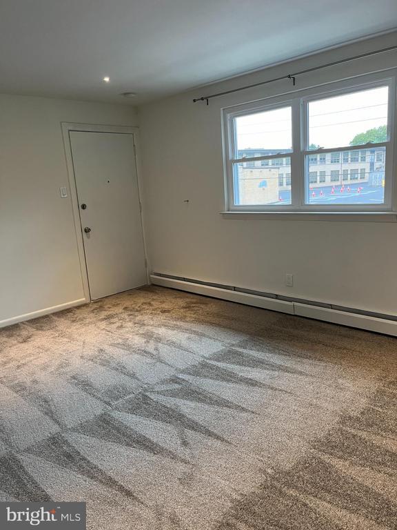 property at 1 E Rodgers St