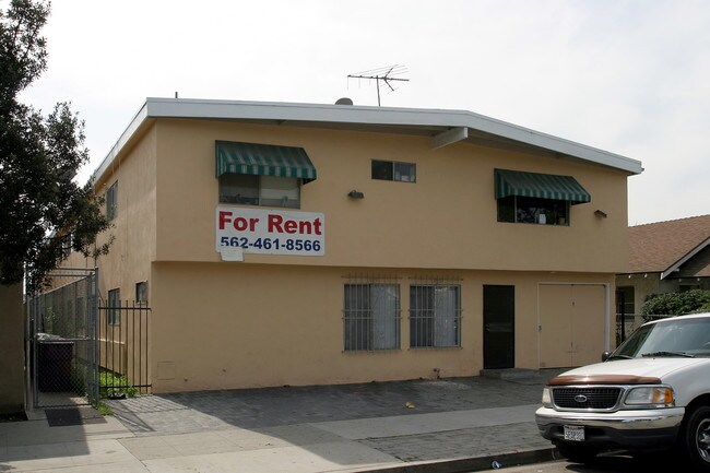 1314 E 16th St in Long Beach, CA - Foto de edificio - Building Photo