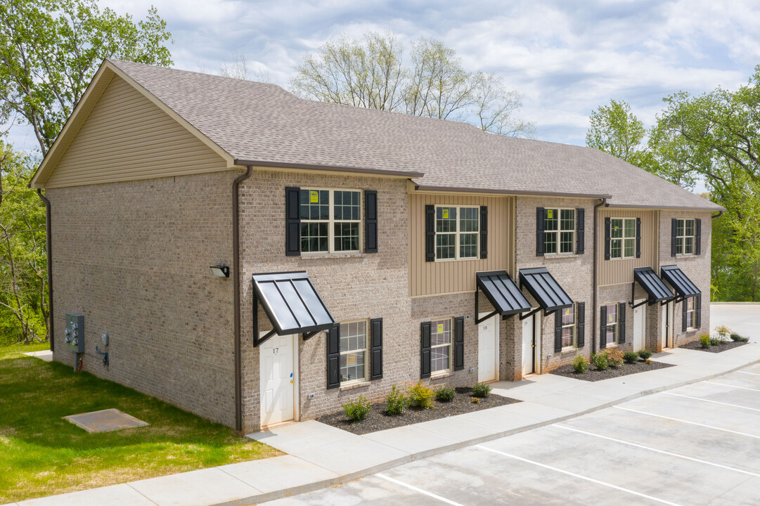 Attaway Village in Clarksville, TN - Building Photo