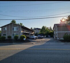 9512 4th Ave W in Everett, WA - Building Photo - Building Photo