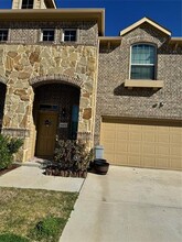 4475 Samarth St in Irving, TX - Foto de edificio - Building Photo