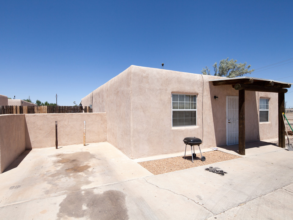 Casa Del Sol in Belen, NM - Foto de edificio