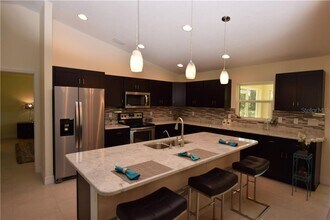 2450 Amnesty Dr in North Port, FL - Building Photo - Building Photo