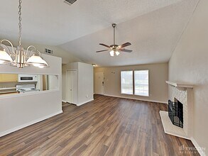 4628 Moss Rose Dr in Fort Worth, TX - Building Photo - Building Photo