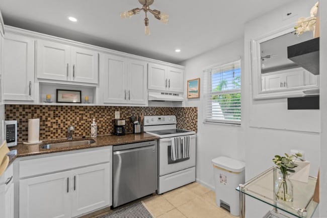 750 NE Spanish River Blvd