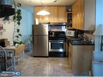 234 Bainbridge St-Unit -3F in Philadelphia, PA - Building Photo