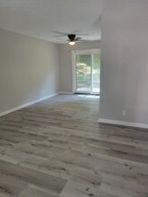 805 Dayton Pike in Dayton, KY - Foto de edificio - Building Photo