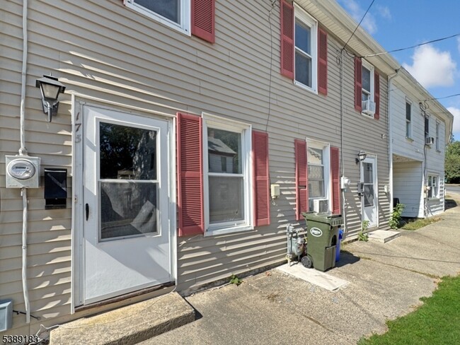property at 173 Market St
