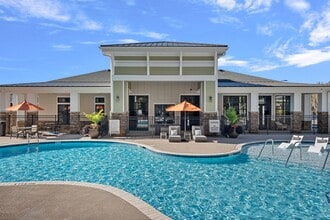 Hawthorne at Traditions in Wake Forest, NC - Foto de edificio - Building Photo