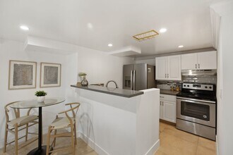 3254 Dos Palos Dr in Los Angeles, CA - Building Photo - Building Photo