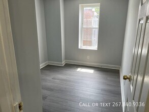 1004 S 52nd St in Philadelphia, PA - Building Photo - Building Photo