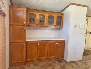 14876 Washington Rd in West Burlington, IA - Building Photo - Building Photo