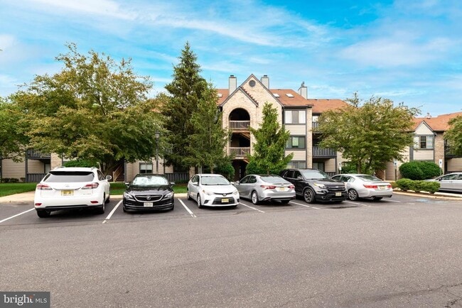 property at 5306 Aberdeen Dr