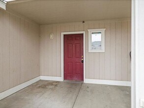 6005 Chapel Hill Blvd in Pasco, WA - Building Photo - Building Photo