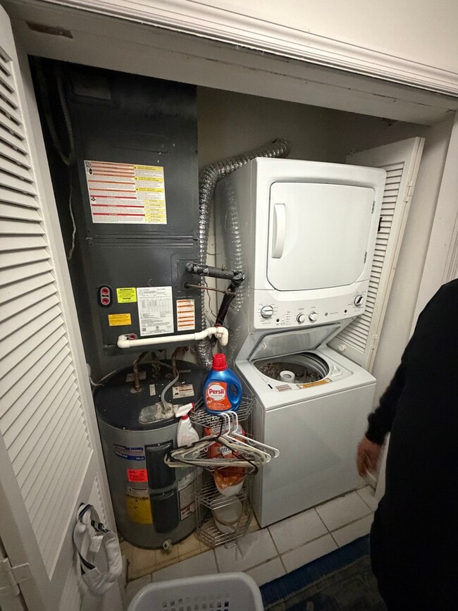 8073 Aberdeen Dr in Boynton Beach, FL - Building Photo - Building Photo