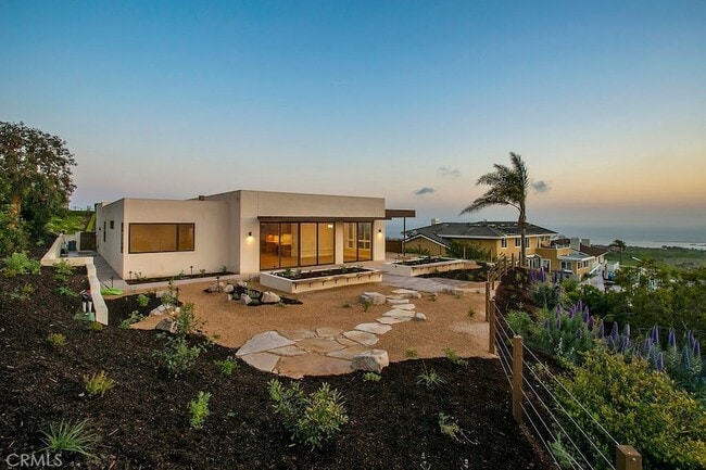 property at 26932 Via La Mirada
