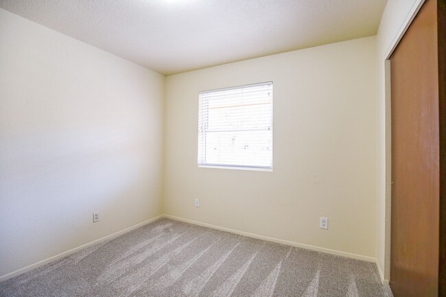 401 Sunrise Ave in Alamogordo, NM - Building Photo - Building Photo