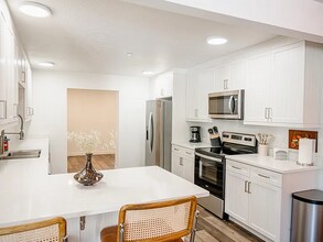 380 Utah Ave in Hildale, UT - Building Photo - Building Photo