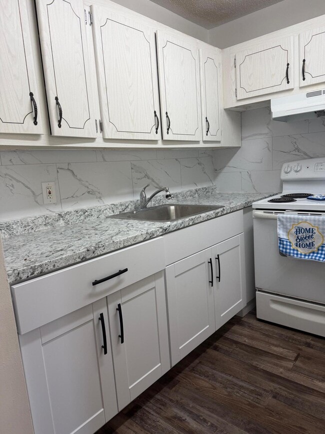 property at 180 Windsor E