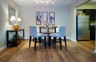 The Enclave at Breckenridge Apartamentos