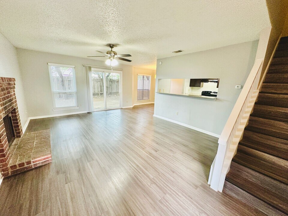 2612 Gwendolyn Ln in Austin, TX - Building Photo