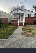 633 42nd St in Newport News, VA - Building Photo