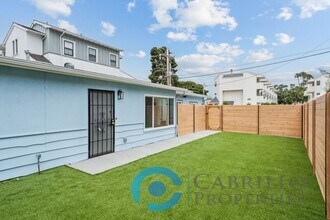 885 Home Ave in Carlsbad, CA - Building Photo - Building Photo