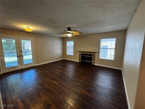 1829 Walker Ln in Henderson, NV - Building Photo - Building Photo