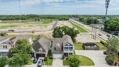 8107 Champions Forest Way in Tampa, FL - Building Photo - Building Photo