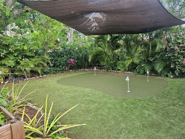 16 N Marlin Ave in Key Largo, FL - Building Photo - Building Photo