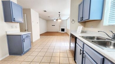 12828 Cedar Hollow Dr in Fort Worth, TX - Building Photo - Building Photo