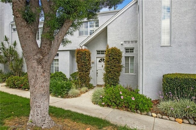 property at 28255 Paseo El Siena