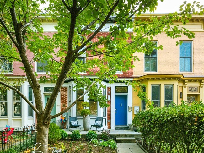 1450 T St NW in Washington, DC - Foto de edificio - Building Photo