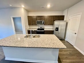 123 Derbyshire Dr in New Market, AL - Building Photo - Building Photo