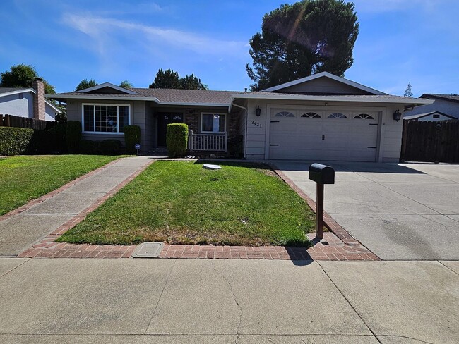 3421 Serpentine Dr