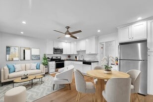 925 W 30th St in Los Angeles, CA - Building Photo